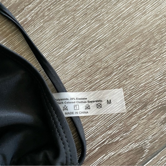 Set of 2 SHEIN Bikini’s Size Medium Cheetah print, Black with Heart rhinestone - Picture 4 of 7